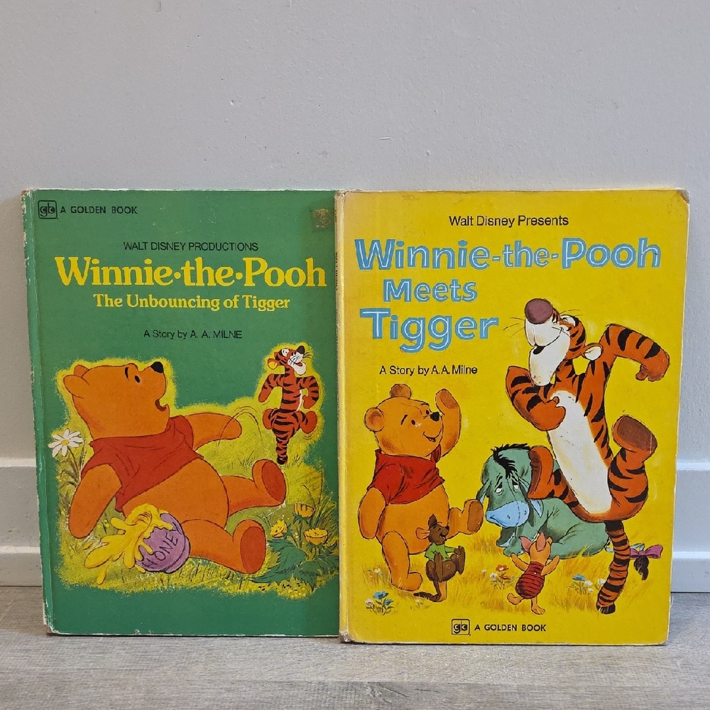 2 Books Winnie-the-Pooh and Tigger Storybook Set